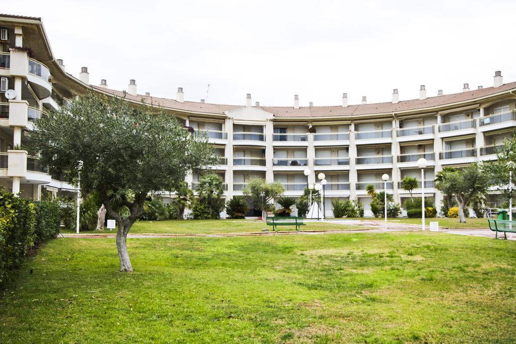 Golf St Jordi 2 Planet Costa Dorada Appartement Cambrils Buitenkant foto